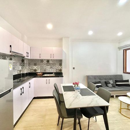 Sky Hotel Central Phnom Penh - Rooms & Apartments المظهر الخارجي الصورة