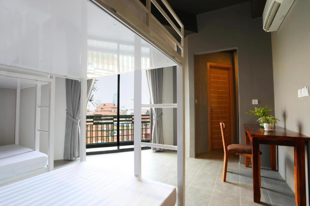 Sky Hotel Central Phnom Penh - Rooms & Apartments المظهر الخارجي الصورة