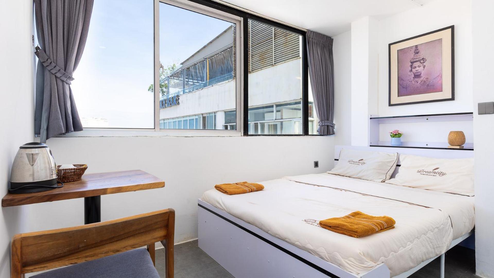 Sky Hotel Central Phnom Penh - Rooms & Apartments المظهر الخارجي الصورة